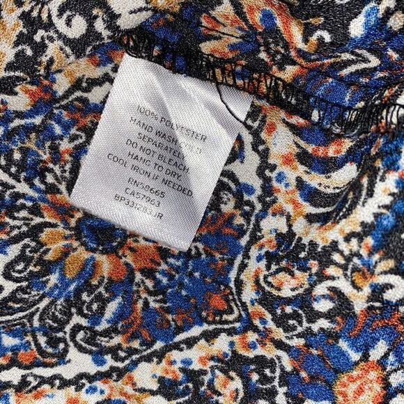 Sun & Shadow Blouse - Picture 7 of 9